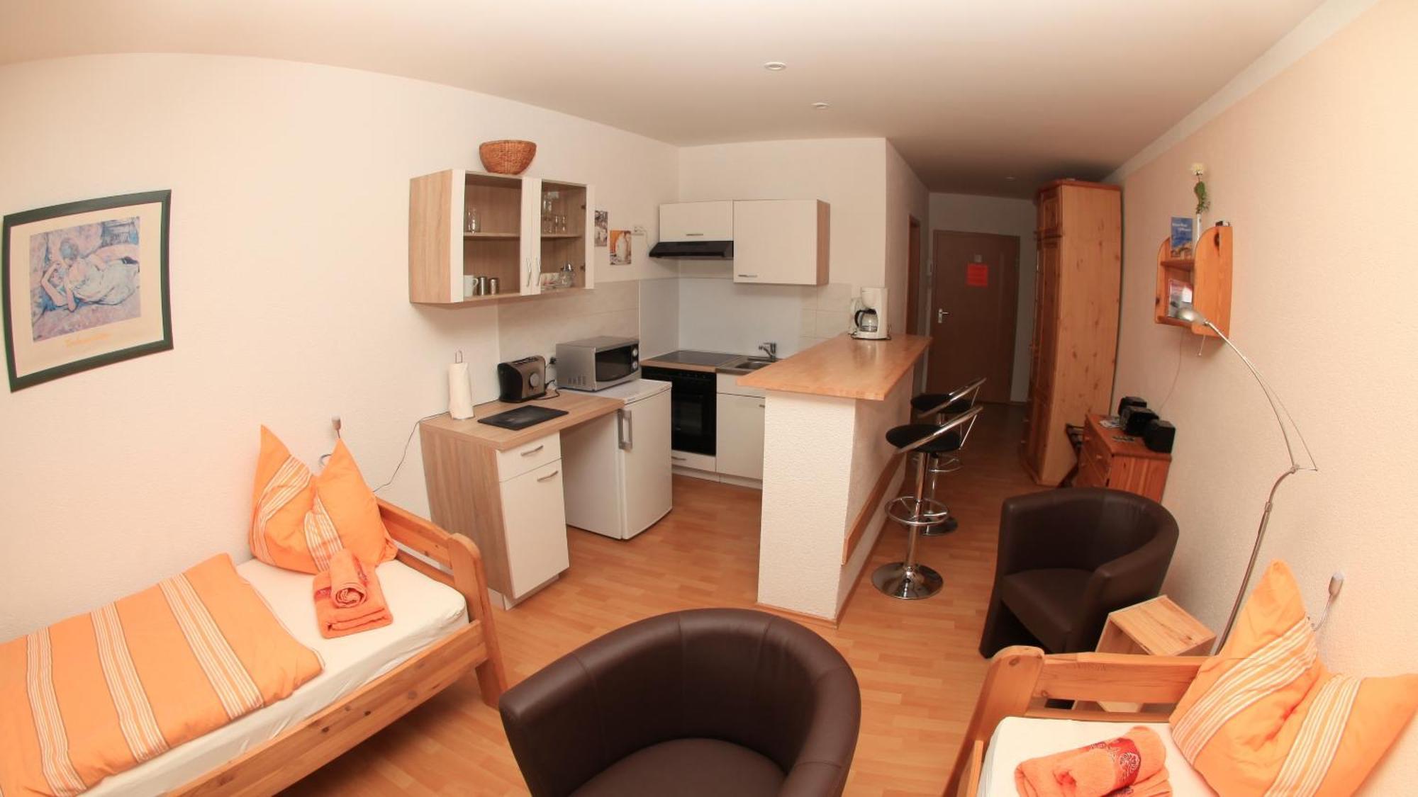 Pension Am Werder Bernburg Habitación foto