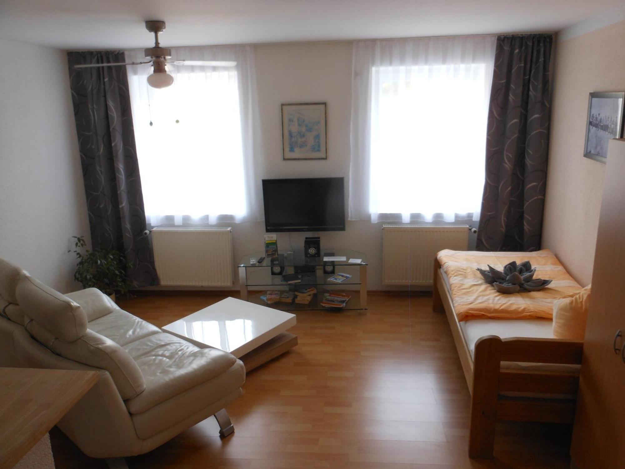 Pension Am Werder Bernburg Habitación foto