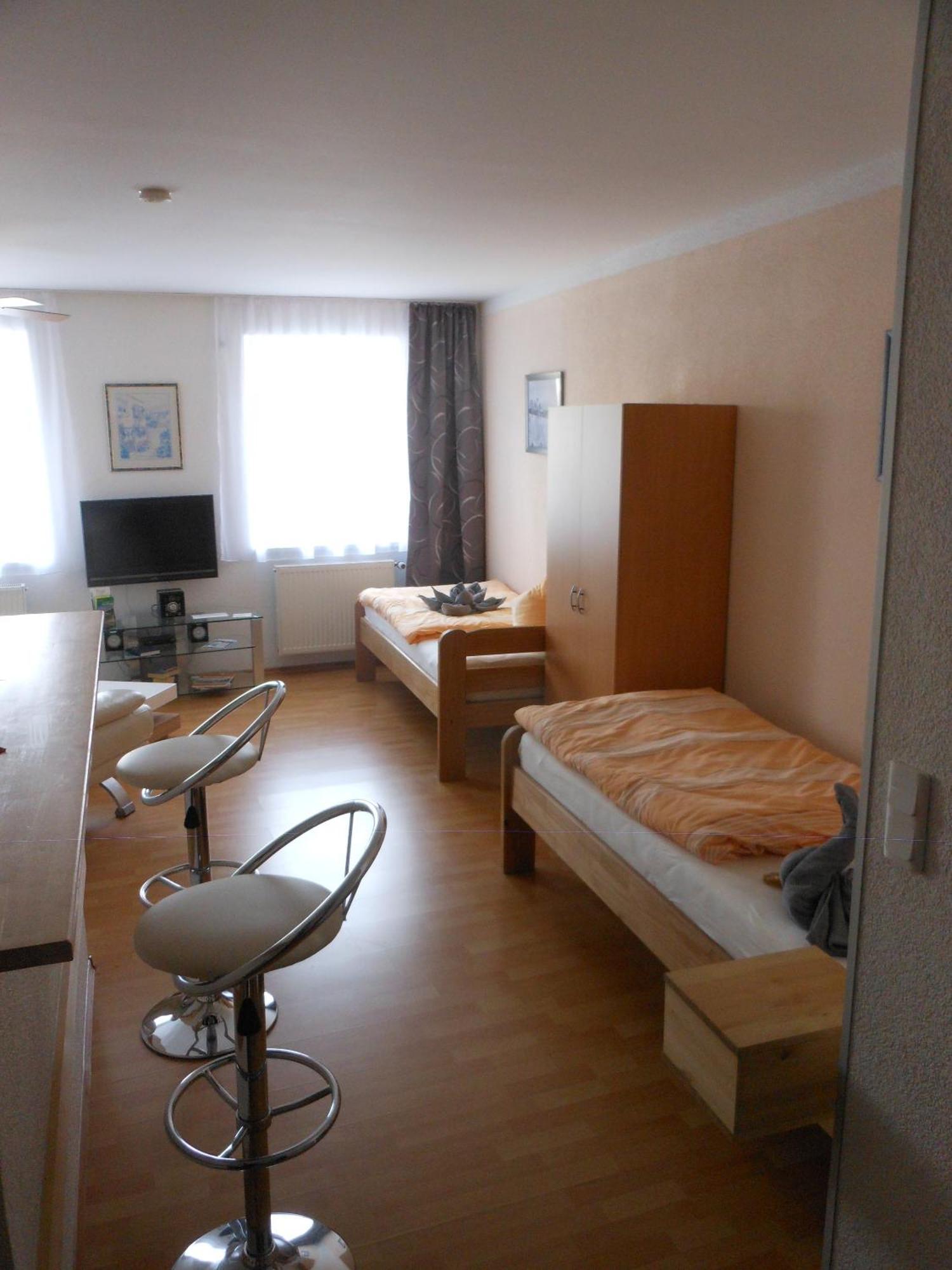 Pension Am Werder Bernburg Habitación foto