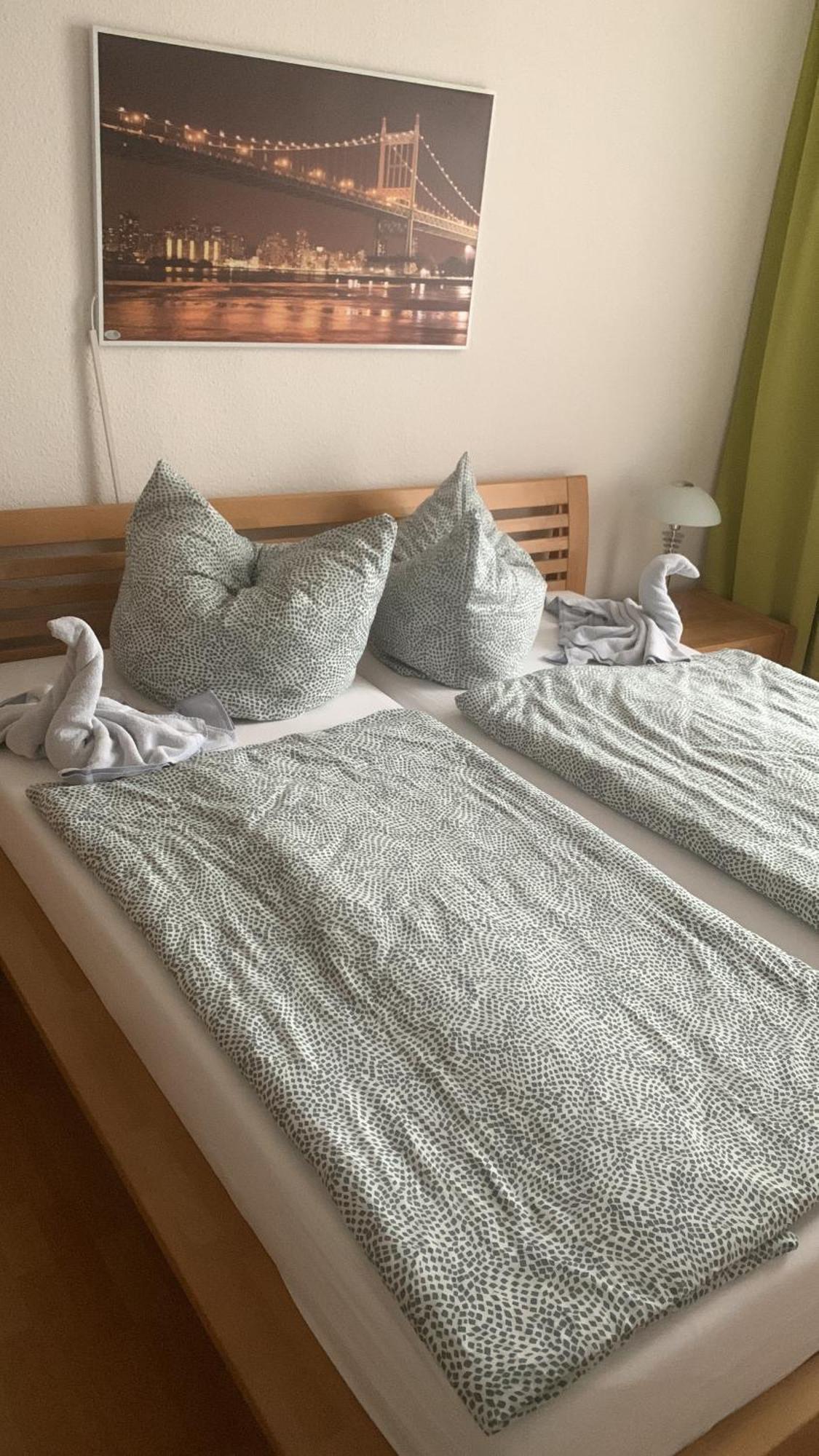 Pension Am Werder Bernburg Habitación foto