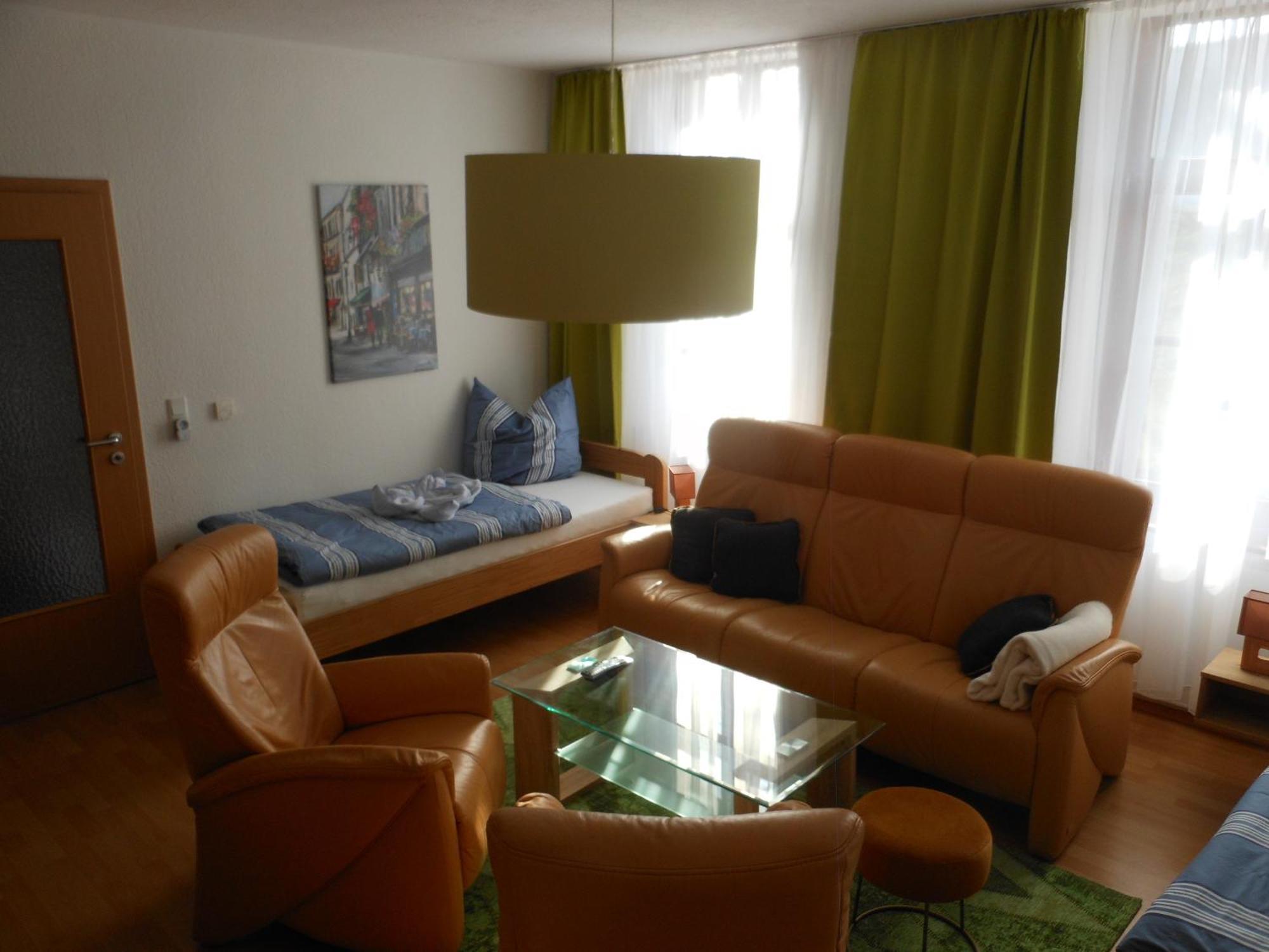 Pension Am Werder Bernburg Habitación foto